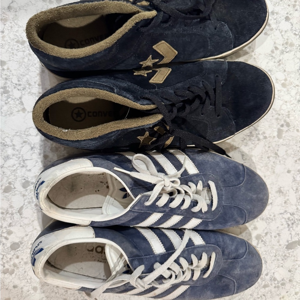 Converse Men's Black and Gold Sneakers